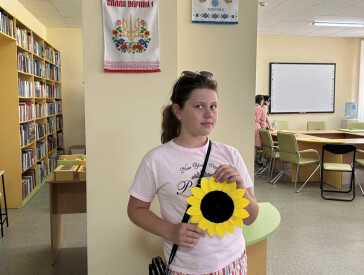 Поки соняшник росте, слід зробити якнайбільше добрих справ