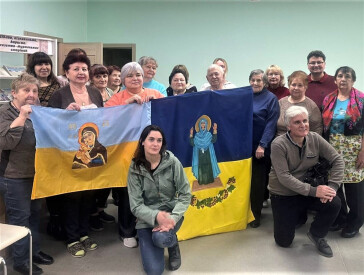 Дружнє спілкування з волонтерами із Чехії