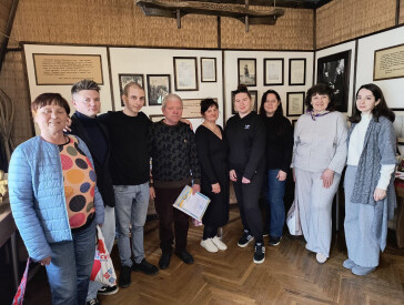 Презентація персональної виставки лауреата обласної премії імені Панаса Мирного Івана Чеха «Народна іграшка»