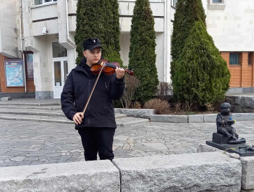 Вулиці Героїв до Дня українського добровольця: міська пішохідна екскурсія