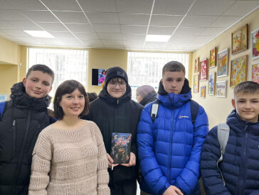 «Почала читати в ранньому дитинстві і досі не може зупинитися». Творча зустріч із Оленою Колінько