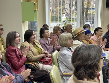 Рівновага світу: зустріч із Дарою Корній