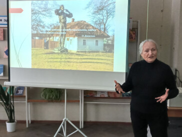 Яблука Довженка