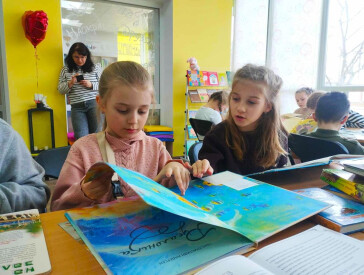 Екскурсія до бібліотеки: зустрічаємо весну