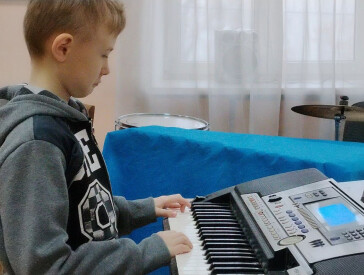 Академічний концерт учнів естрадного відділу Малої академії мистецтв