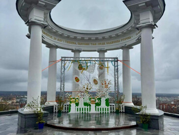 Від здибанки до великого простору: як у Полтаві створювали передвеликодній настрій через традиції та сенси