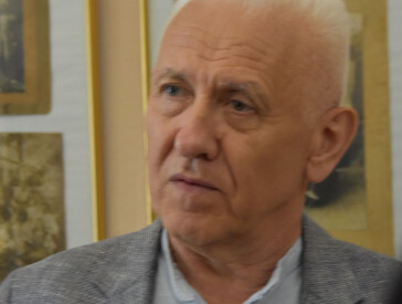 Українська ідентичність у світлинах та листівках