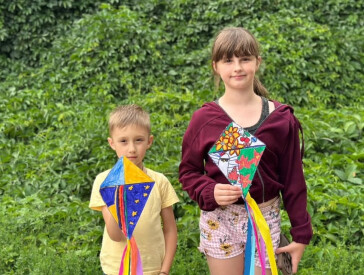На крилах фантазії: у «Фабриці ідей» створювали повітряних зміїв
