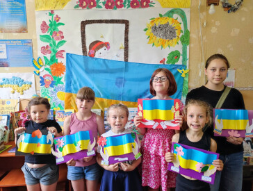 Всім серцем любіть Україну свою