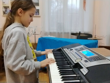 Академічний концерт учнів естрадного відділу Малої академії мистецтв