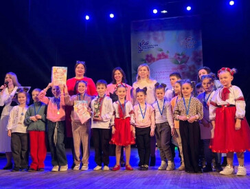Вже в третє у ЦКД пройшов благодійний всеукраїнський фестиваль «Квітограй»