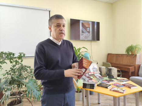 Презентація книги «Мазепа. Карл ХІІ. Петр І: топ-10 міфів ru. пропаганди»
