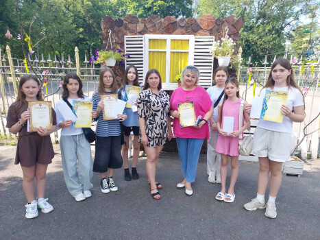 У парку "Перемога" завершилося нагородження конкурсу малюнків "Герої очима дітей"